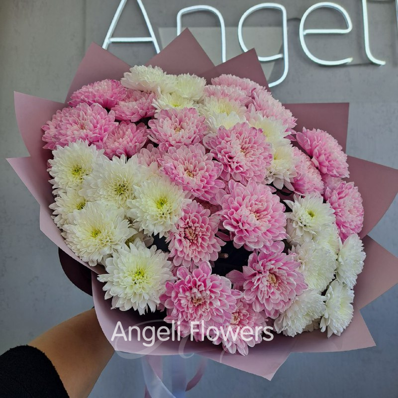 Букет 9 хризантем