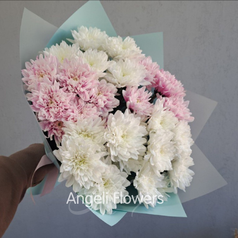 Букет из 5 хризантем Балтик