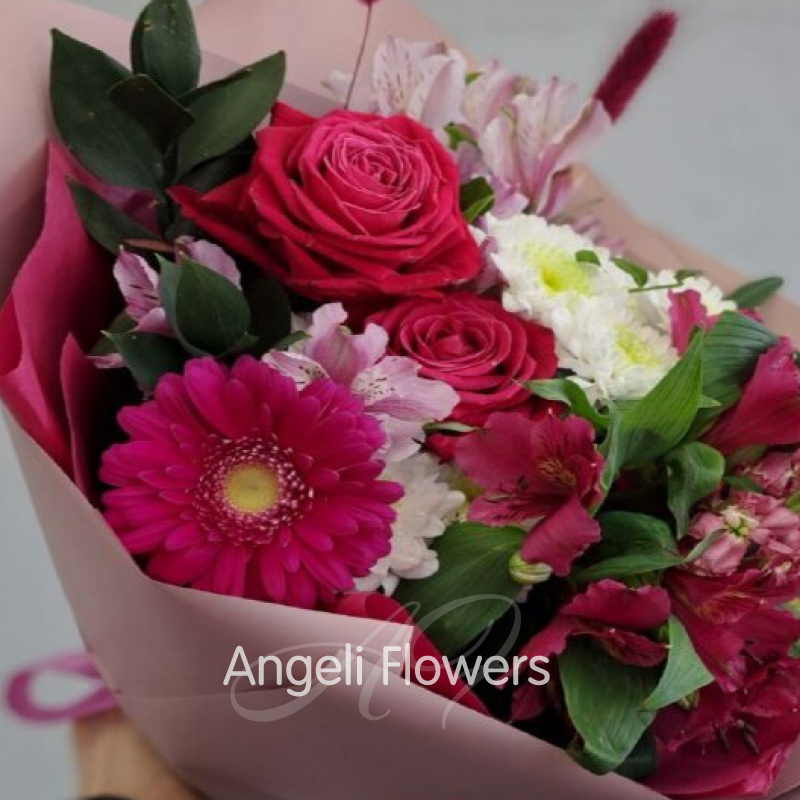 Малиновый букет с герберой 1