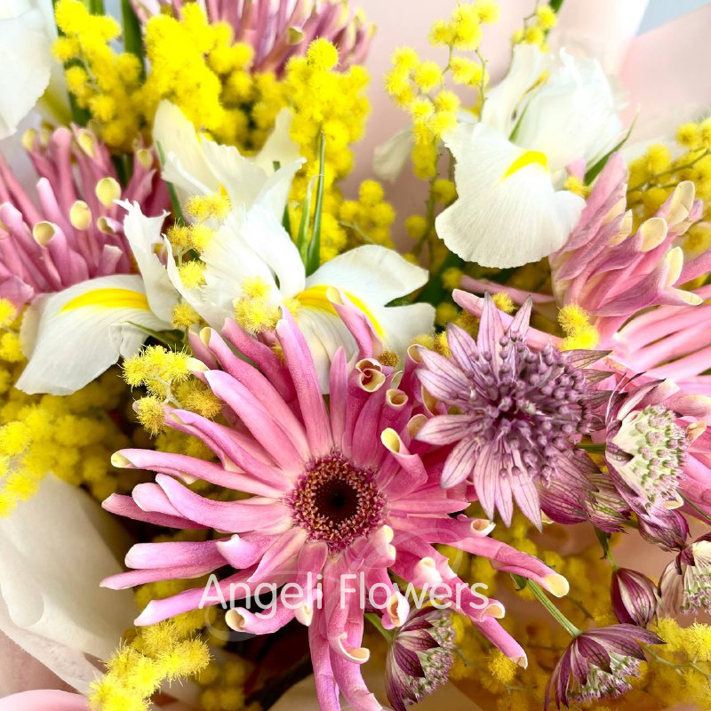 Букет &laquo;Симфония цветов&raquo; 2