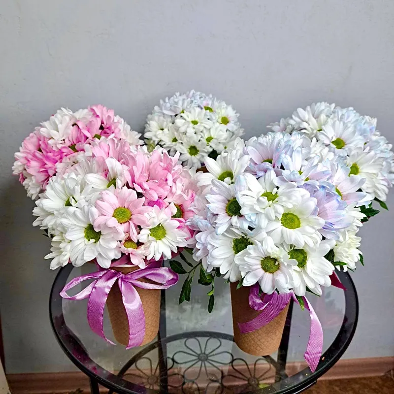 Стаканчики с хризантемой