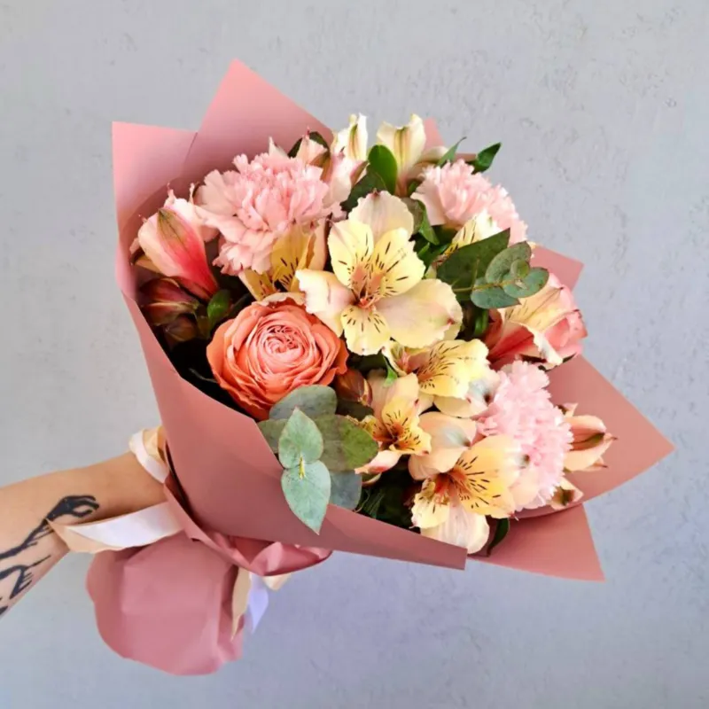 Букет &laquo; Элегантность&raquo;  1